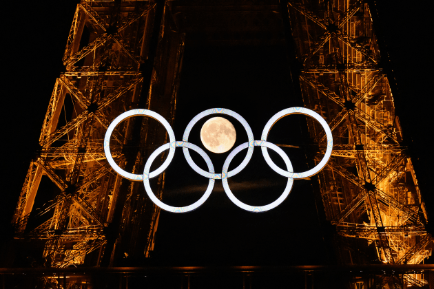 Loic Venance, Olympic Moonlight.